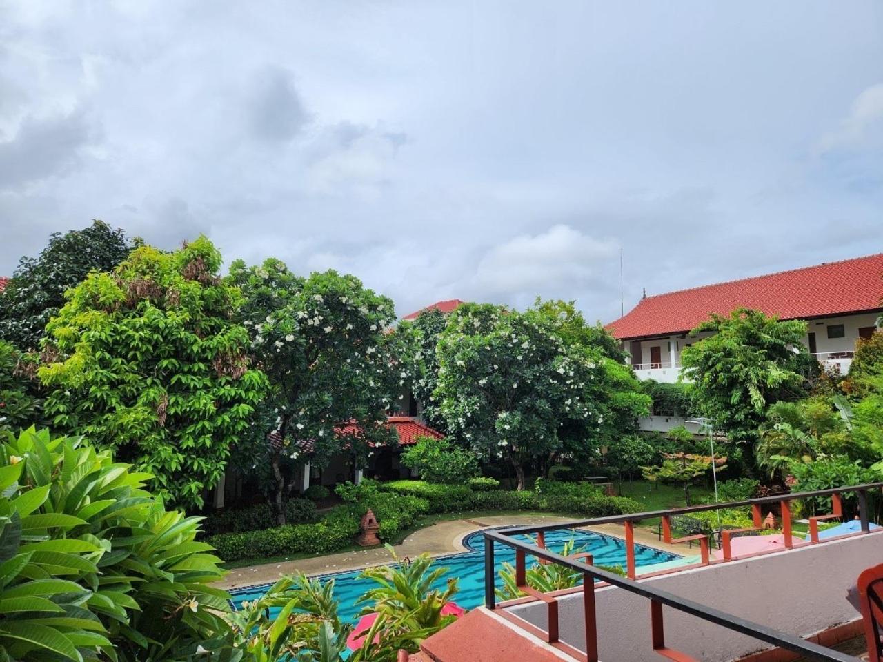 Karinthip Village Chiang Mai Ngoại thất bức ảnh