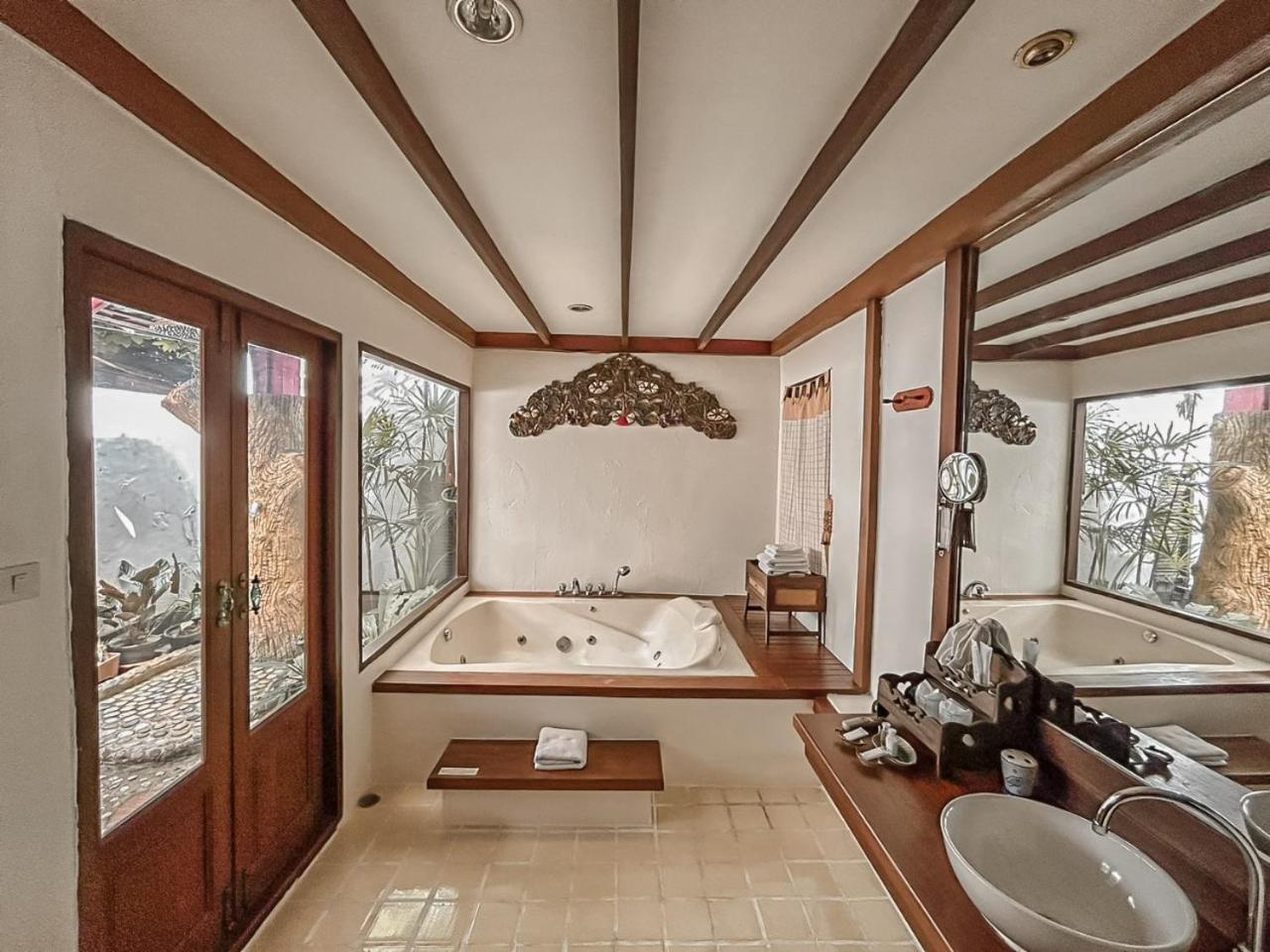 Karinthip Village Chiang Mai Ngoại thất bức ảnh